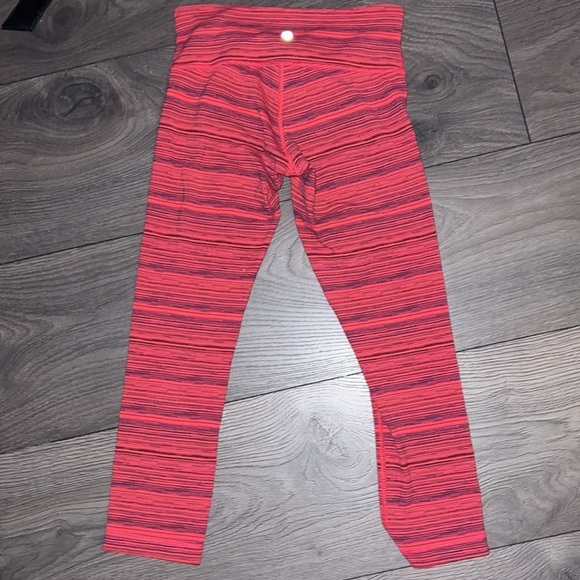 Lululemon Wunder Under Crop (Hi-Rise) Cyber Boom Juice Alarming size 4 - Picture 11 of 12